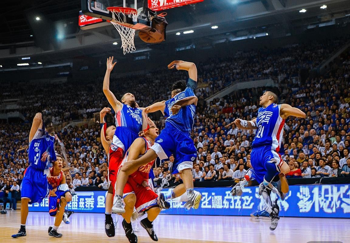 北控VS青岛：巅峰对决，季后赛席位争夺战